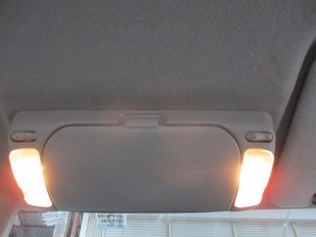 ヴォクシー TA-AZR60G フロントルームランプ トリム FF19拍卖