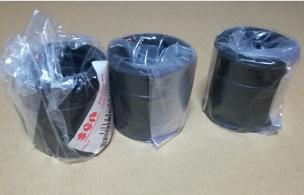 ペイペイGT380 インシュレーター 3個 新品 インテーク パイプ 3気筒 SUZUKI 純正拍卖