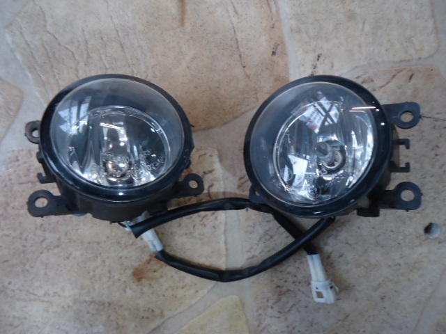 送料込み MH22S ワゴンR スティングレー 20年式 フォグ ランプ 左右セット拍卖
