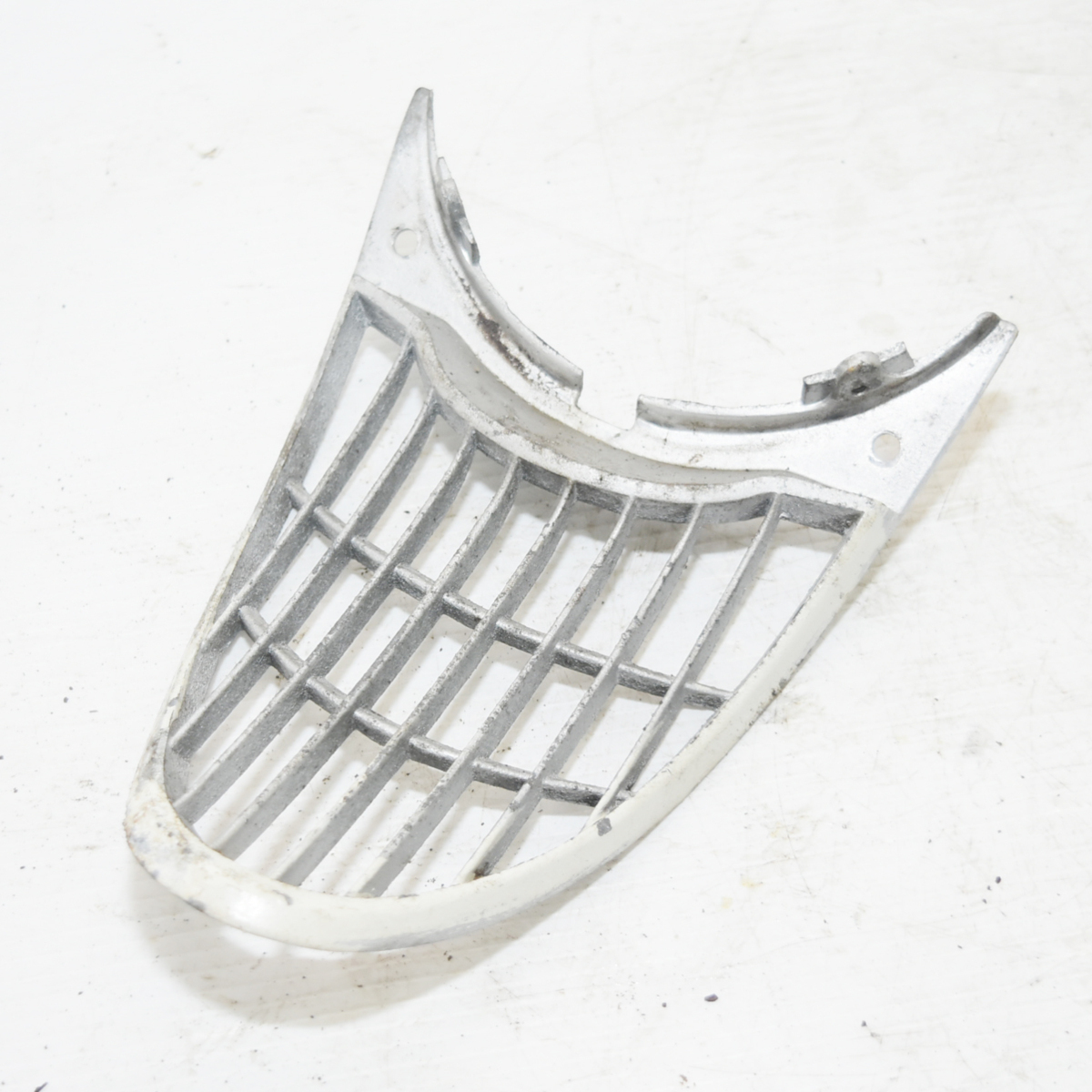 富士重工 ラビット125 S301B ホーングリル フロントグリル 【A】 562拍卖