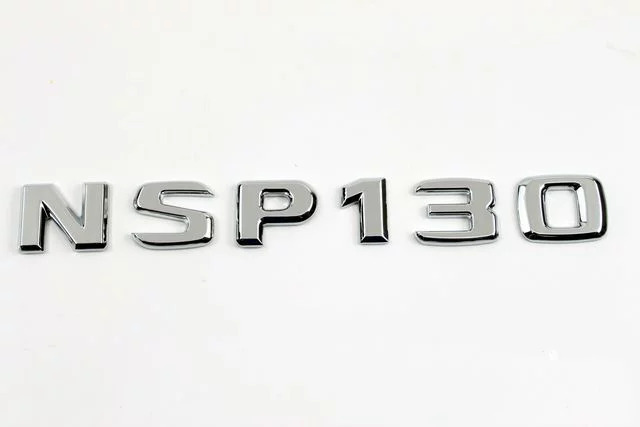 ベンツ風 トヨタヴィッツ型式エンブレム KSP130 NSP130拍卖