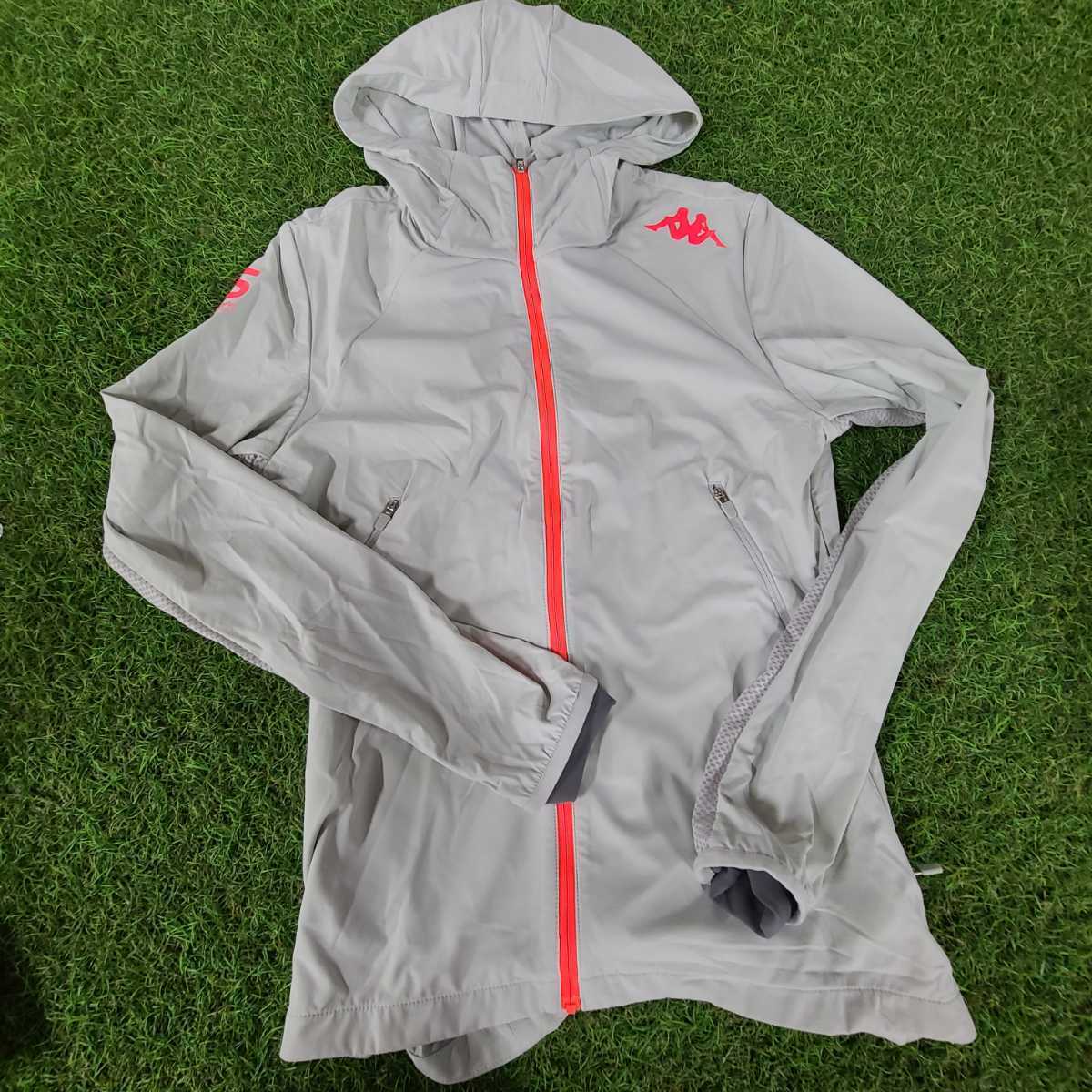 新品正規 カッパ Kappa ITALIA イタリア ストレッチ袖グラフィックトラックジャケット レディス 定価 ¥14300 吸汗速乾、UV50+拍卖