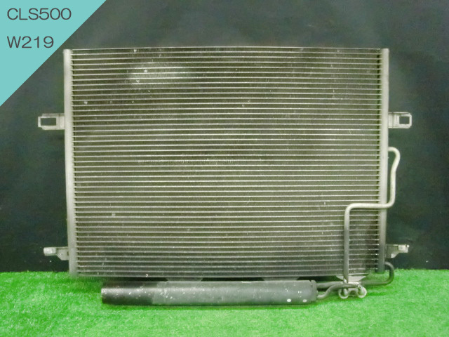 3△C】 メルセデスベンツ CLS500 W219 / エアコンコンデンサー / CBA-219375 / エンジン:113【667160】 拍卖
