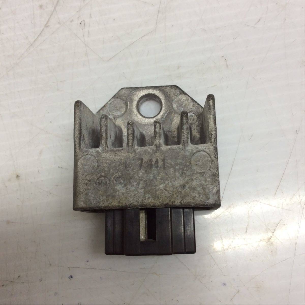 D57-5 ne ホンダ ディオ DIO AF62 レギュレーター 動作確認済み 純正部品拍卖