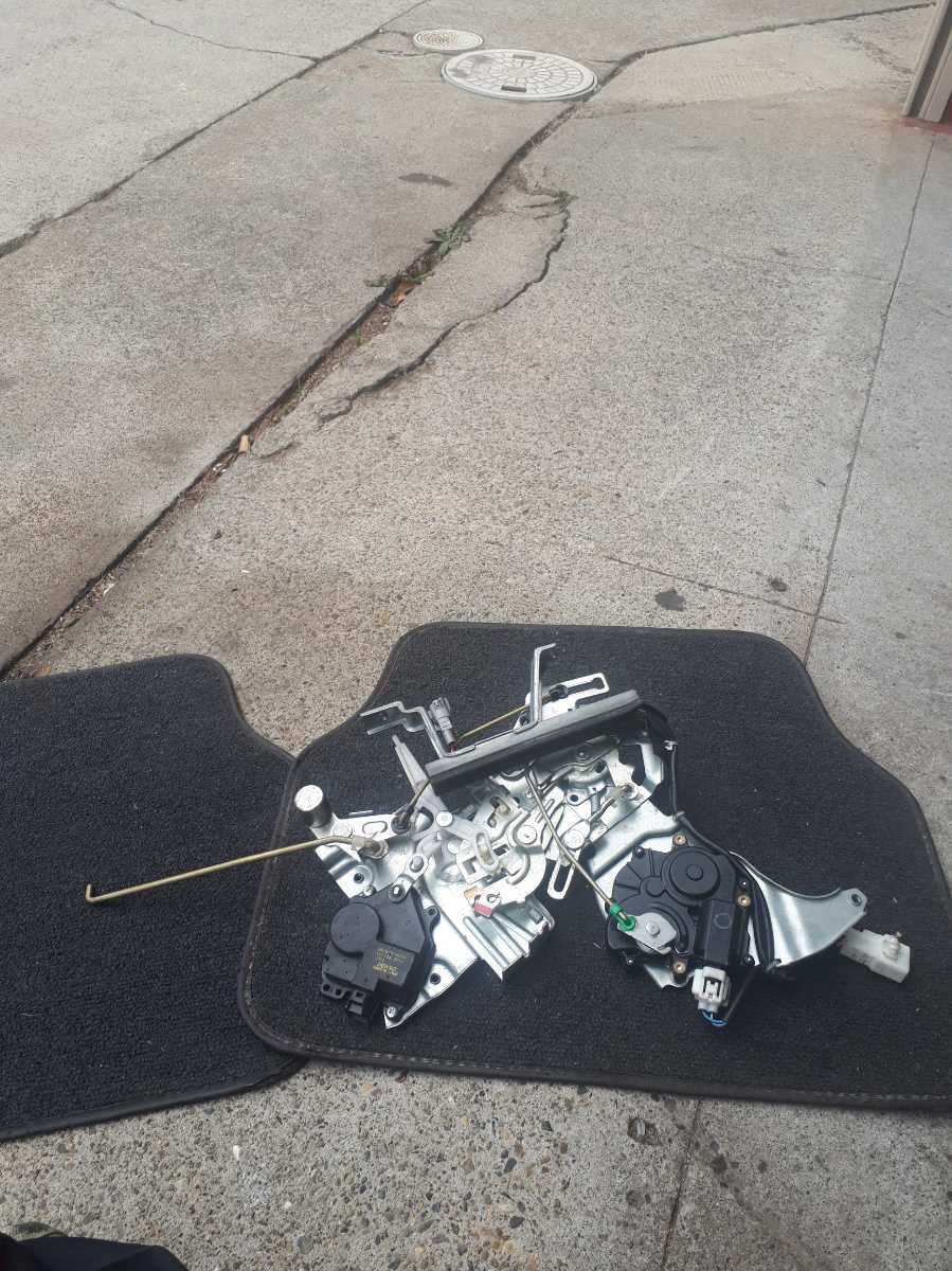 ニッサン ルークス ML21S ドア ロック アクチュエーター リア リヤ 左 R/LH 301576-0004 101528-0740 MK21S パレット拍卖