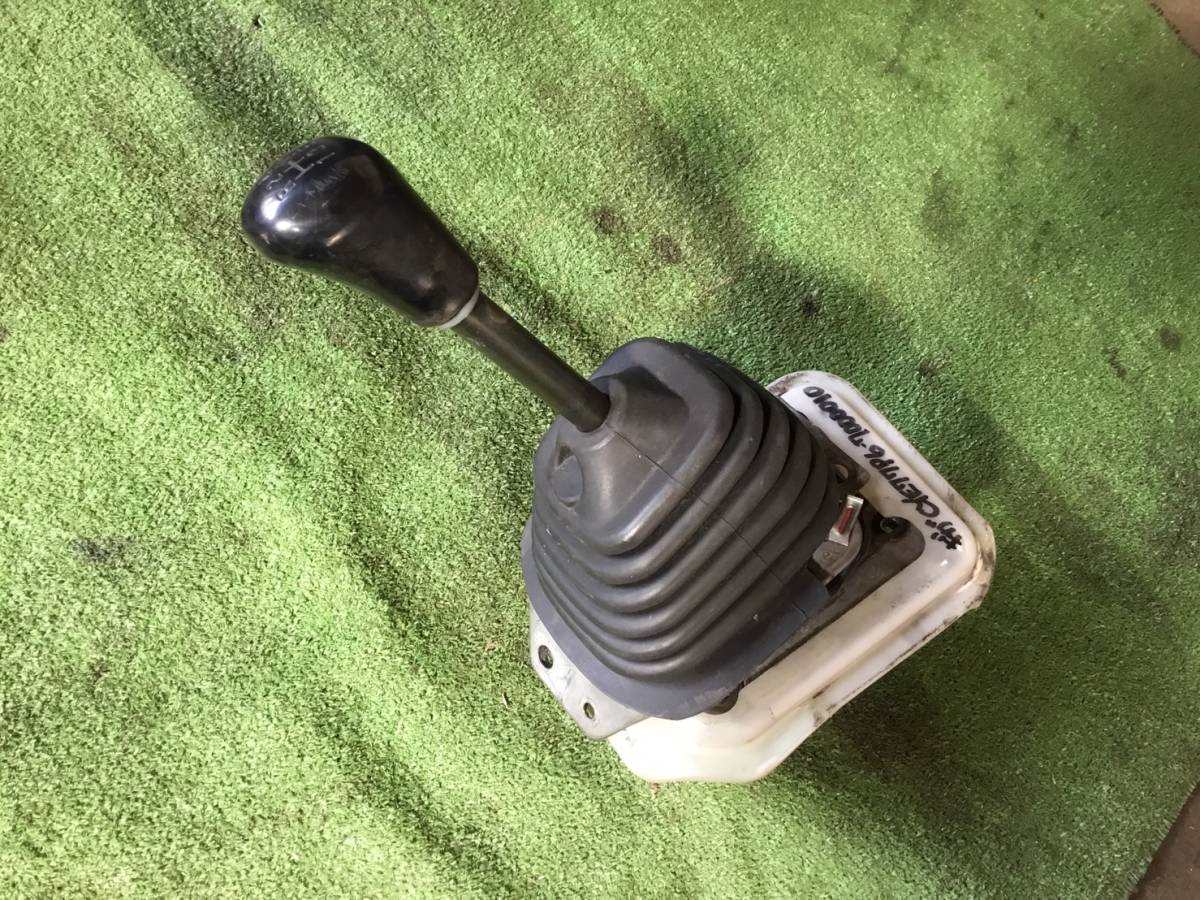 CYE77P6 H.17年 ギガ ギア シフトレバー Assy O 220423 即日発送可 ヤフオク 100s拍卖
