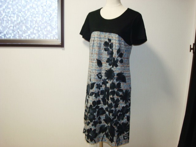 ● 美品 BonSans ボンサンス 自由が丘 半袖 レディース 切り替え ドッキング ワンピース ブラック 黒 花柄 グレー 38号 Mサイズ拍卖