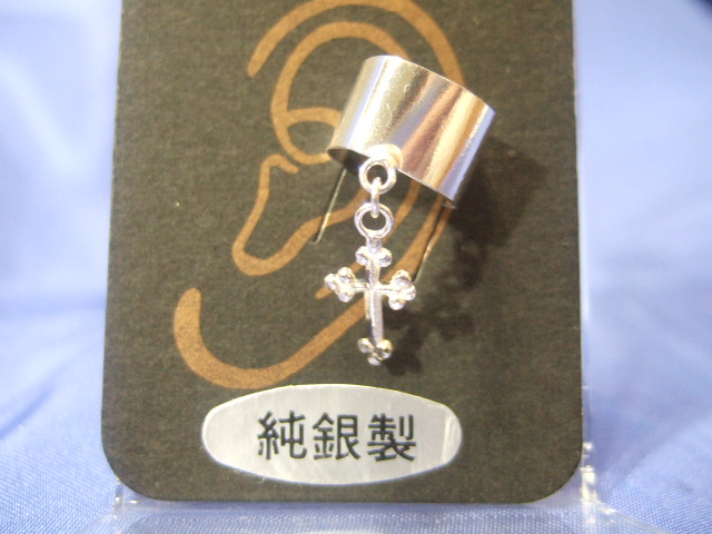 横浜最新 シルバー925SILVER♪魅惑の銀イヤーカフ クロス十字架 8ミリ 送料220円ξgpiξξ20z拍卖