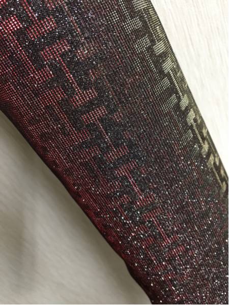 #2026 新品 在庫処分 イギリス製 T字柄グリッター生地 1m×140cm バッグ 素材 ハンドメイド キラキラ 幾何学 ホログラム ■拍卖