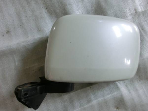 ★★★A1045★★ モコ MG33S 純正 左 ドア ミラー Z7T拍卖