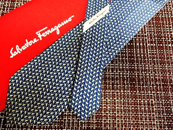 ・ω・ ★SALE/1282★フェラガモのネクタイ♪拍卖