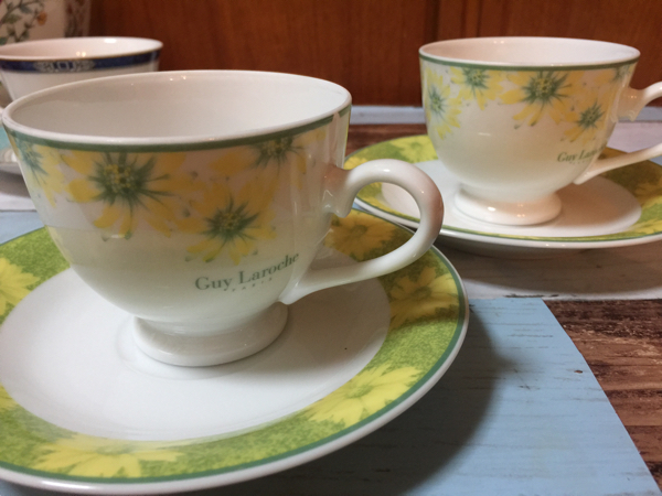 Guy Laroche ギ ラロッシュ カップ&ソーサー二脚セット拍卖