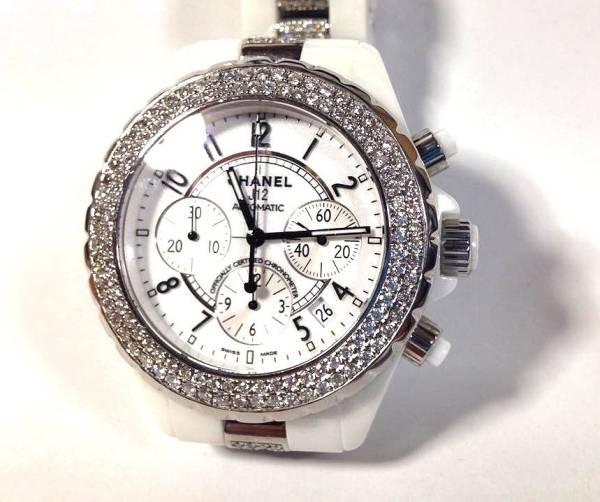 CHANEL シャネル j12 41mm クロノグラフ ベゼル ベルト15駒作製 アフターダイヤ加工します 38 クロマティック パヴェ 9PH2544 H0683 H0950拍卖