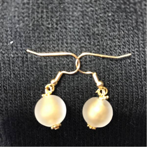 ベネチアンビーズ金箔真ん丸お月さんのようなピアス拍卖