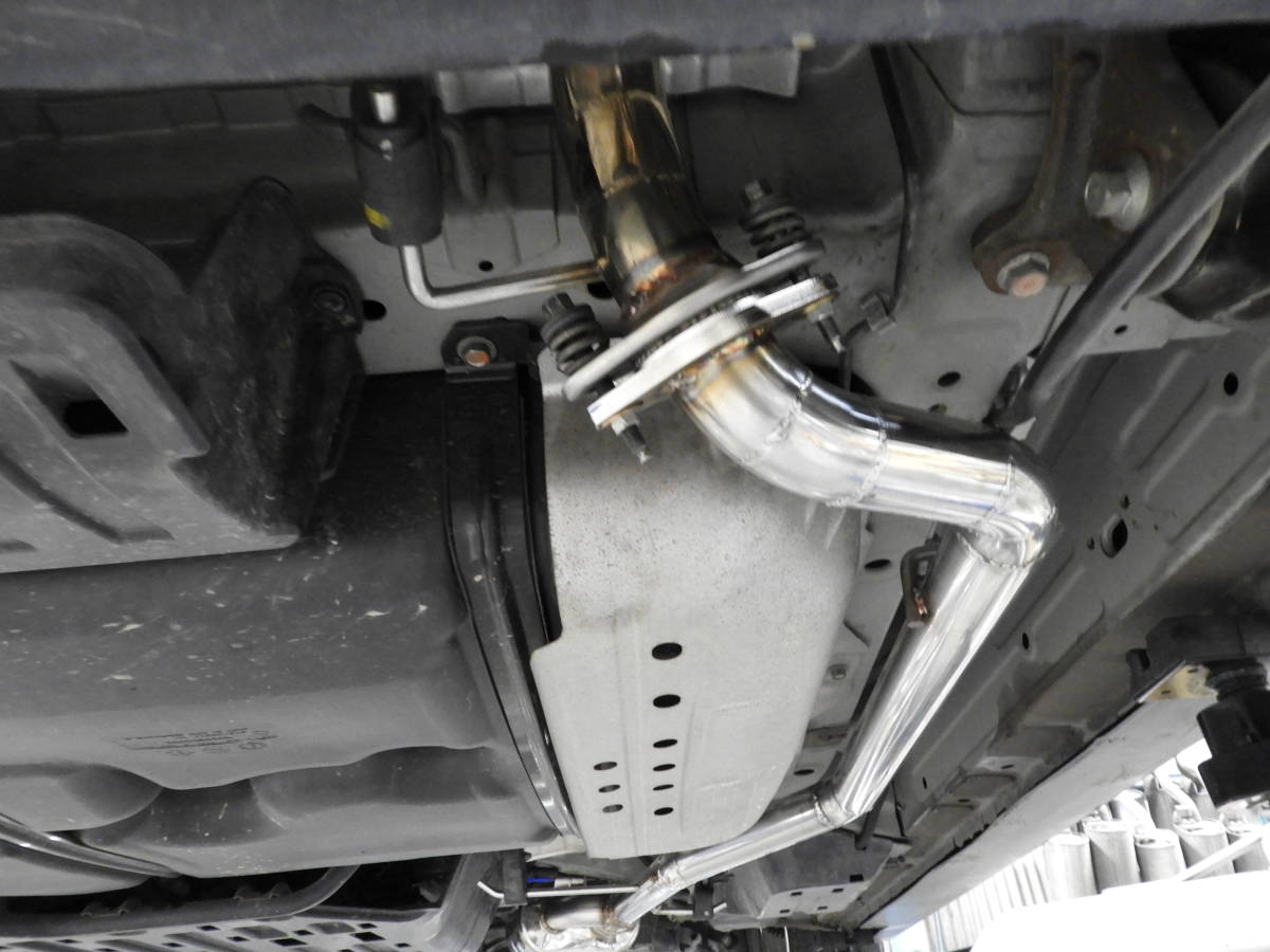 ホンダ ステップワゴンスパーダ RK1 中間/センター マフラー ストレート拍卖