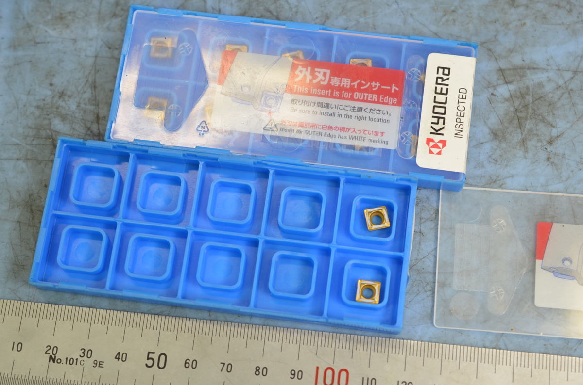 京セラ ドリル用 チップ SCMT 060205-XM-E 12個 未使用拍卖