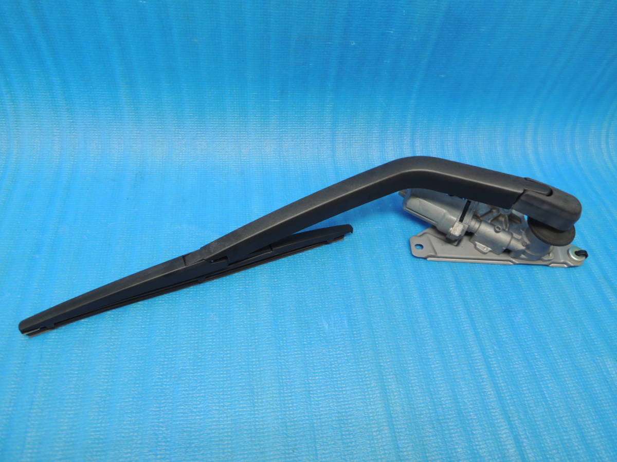 ・ DBA-L375S タントカスタム X Limited 純正 リア ワイパーアーム モーター付き 85130-B2090 D-4089拍卖