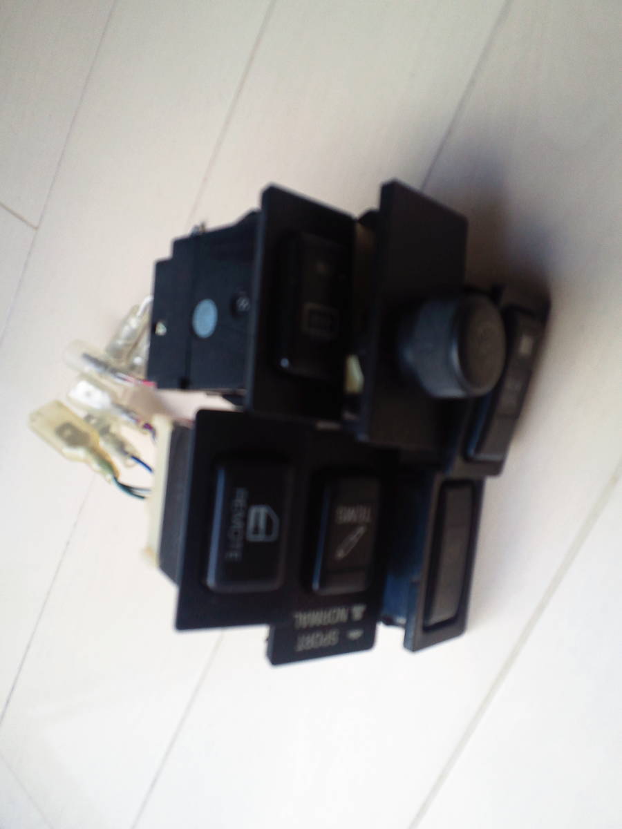 トヨタ純正 パネル スイッチ 各種 いろいろ ほか、LED豆球 白・青 旧社拍卖