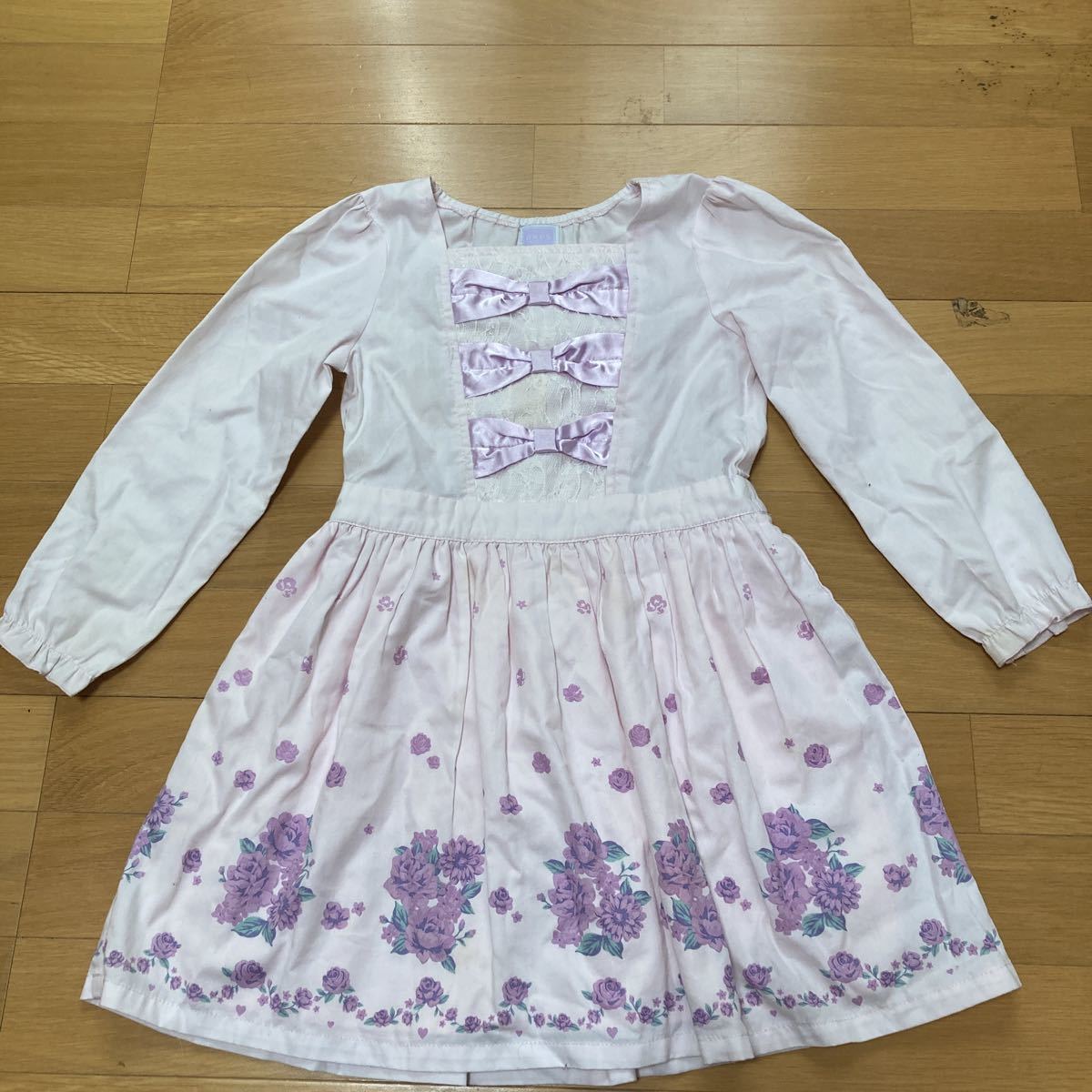 アクシーズファムキッズ 長袖ワンピース 120センチ キッズ ジュニア 女の子 axes femme kids 花柄拍卖