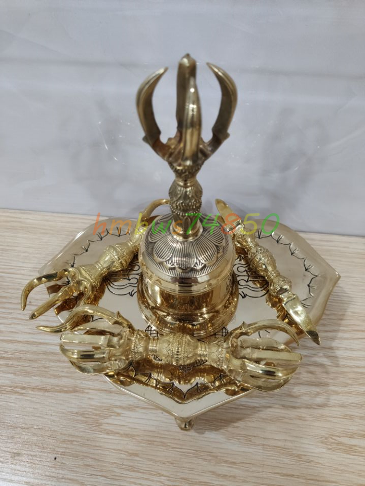 「密教法具 寺院仏具」極上品 金剛盤 ・独鈷杵 ・三鈷杵 ・五鈷杵・金剛鈴 5点仏具 真鍮製 磨き仕上げ拍卖