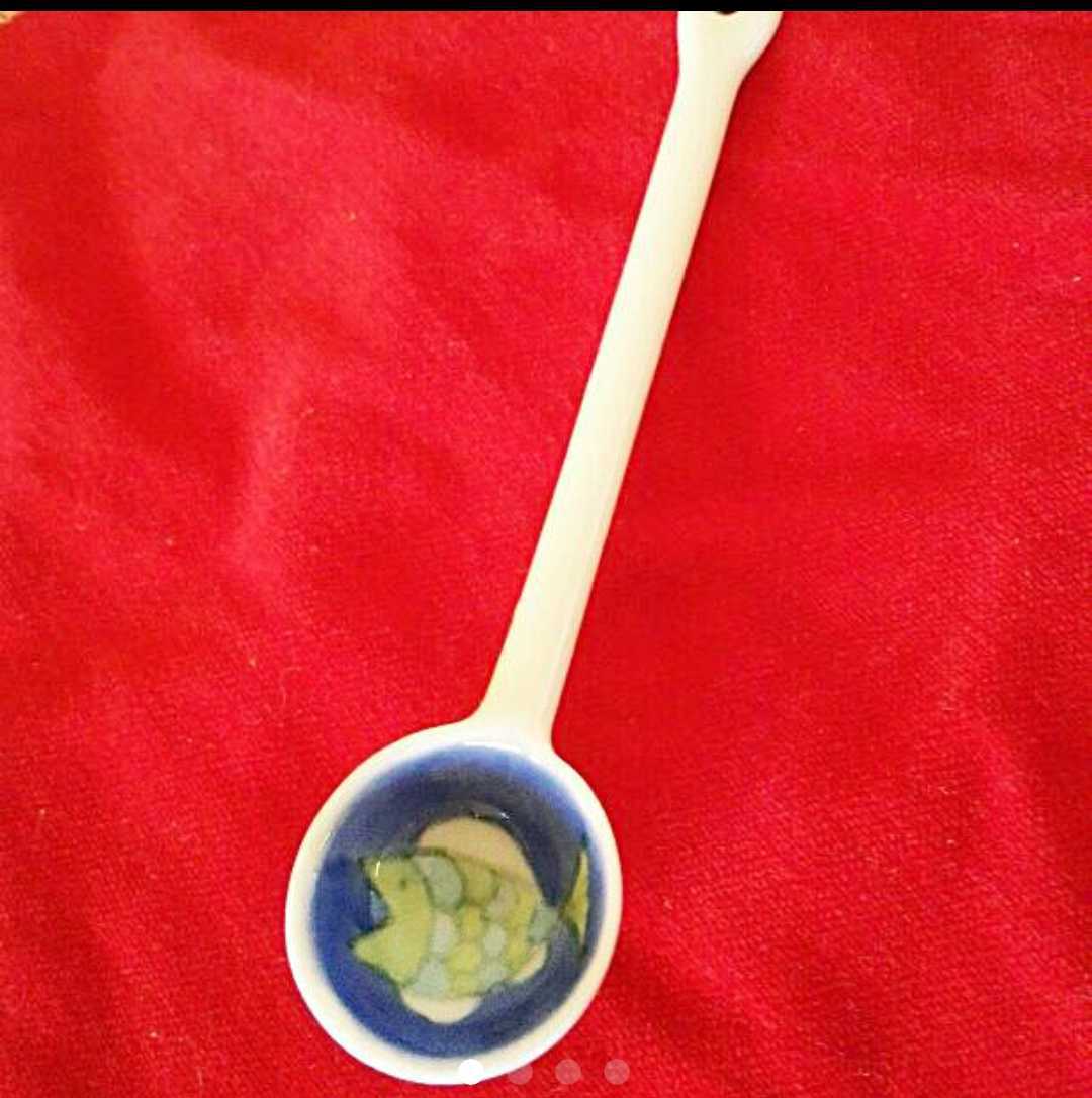 魚の磁器スプーン拍卖