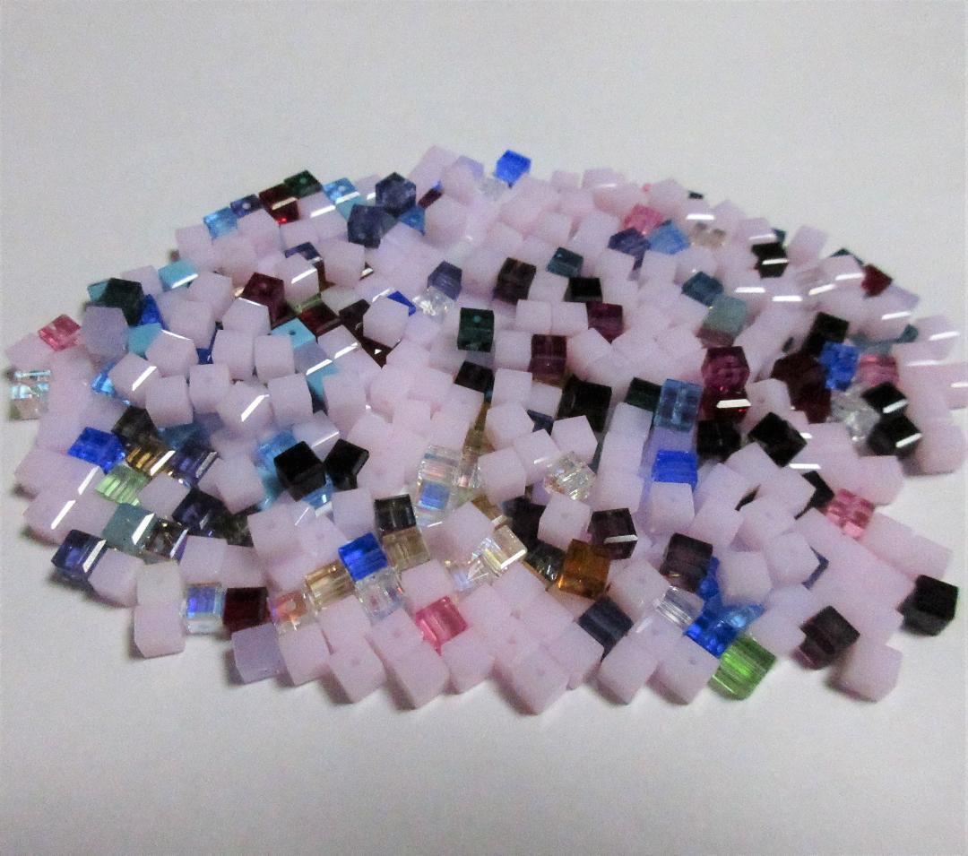 #5601 4mm 453個 キューブ 四角 スワロフスキー拍卖