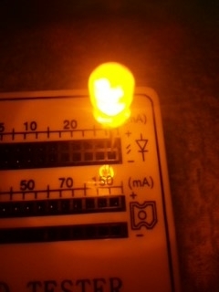 5mm LED アンバー8000mcd 100個拍卖