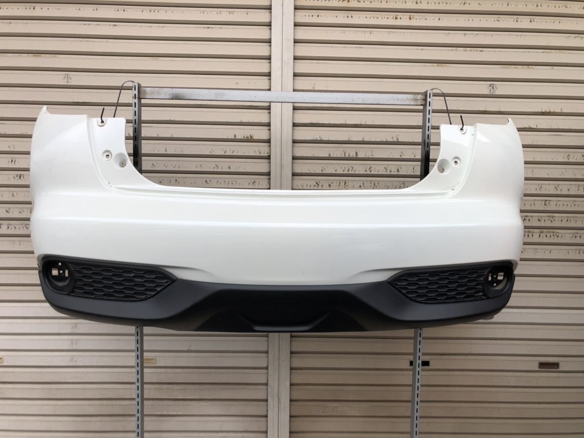 1840: ジューク JUKE F15 後期 純正 リアバンパー 85022-3YM0H拍卖