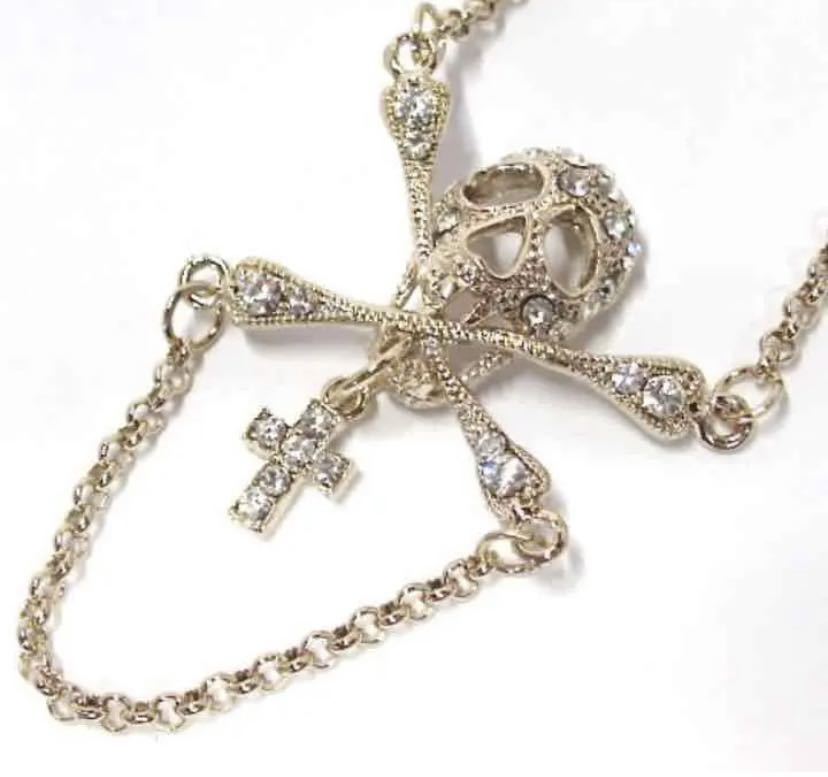 メンズラインストーン付きクロス下がりスカルネックレス拍卖