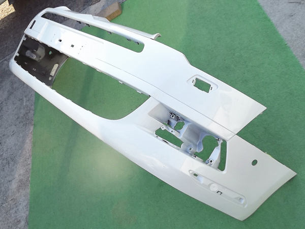 ★少損,送料安,ホワイトパール★C5 X75F02/X7RFJ/X7XFVフロントバンパー★シトロエン,X7,純正,白★Re:P拍卖