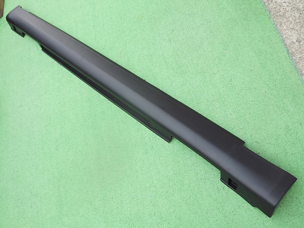 ☆良品,送料安,ブラック,素地★スカイラインセダンV35/HV35/NV35/PV35右サイドステップ,スカイライン,セダン,エアロ黒サイドスポイラーRe:P拍卖