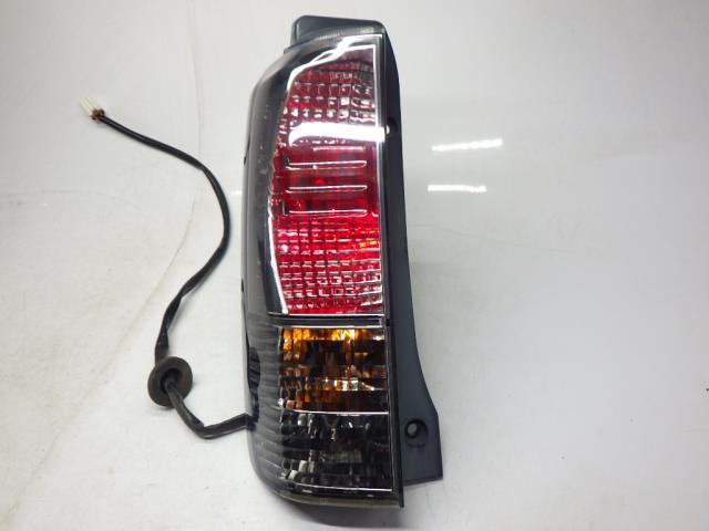 eKワゴン LA-H81W 左テールライト ランプ 229065拍卖