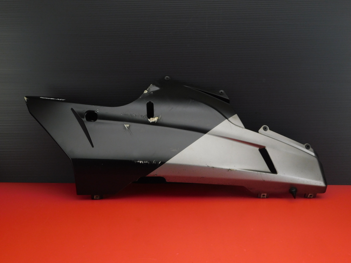 160 ドゥカティ 848EVO CORSE コルセ SE 2013 純正 アンダー ロア カウル 右 fairing cover panel 48032302A拍卖