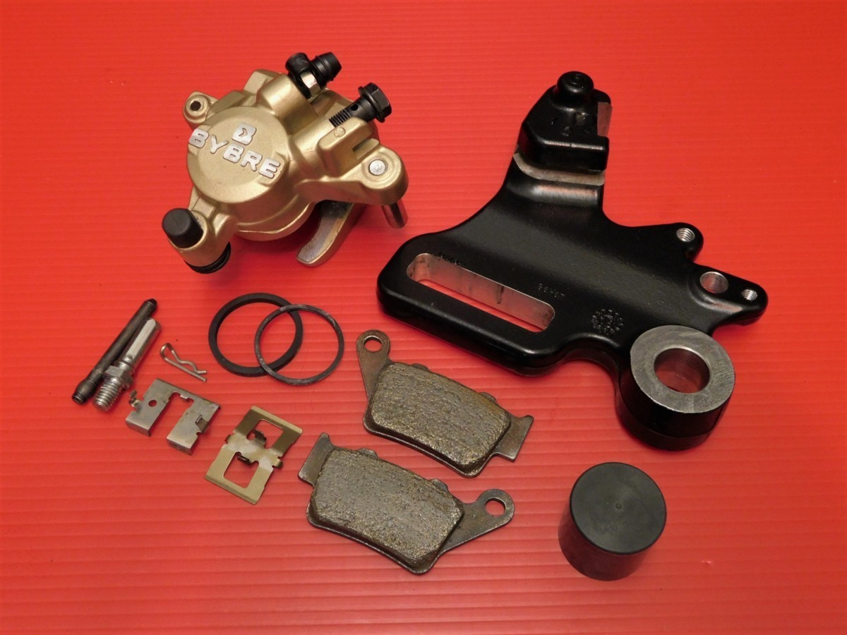 60 良品☆ BMW G310R 純正 BYBRE リア ブレーキ キャリパー & サポート Rear Brake Caliper拍卖