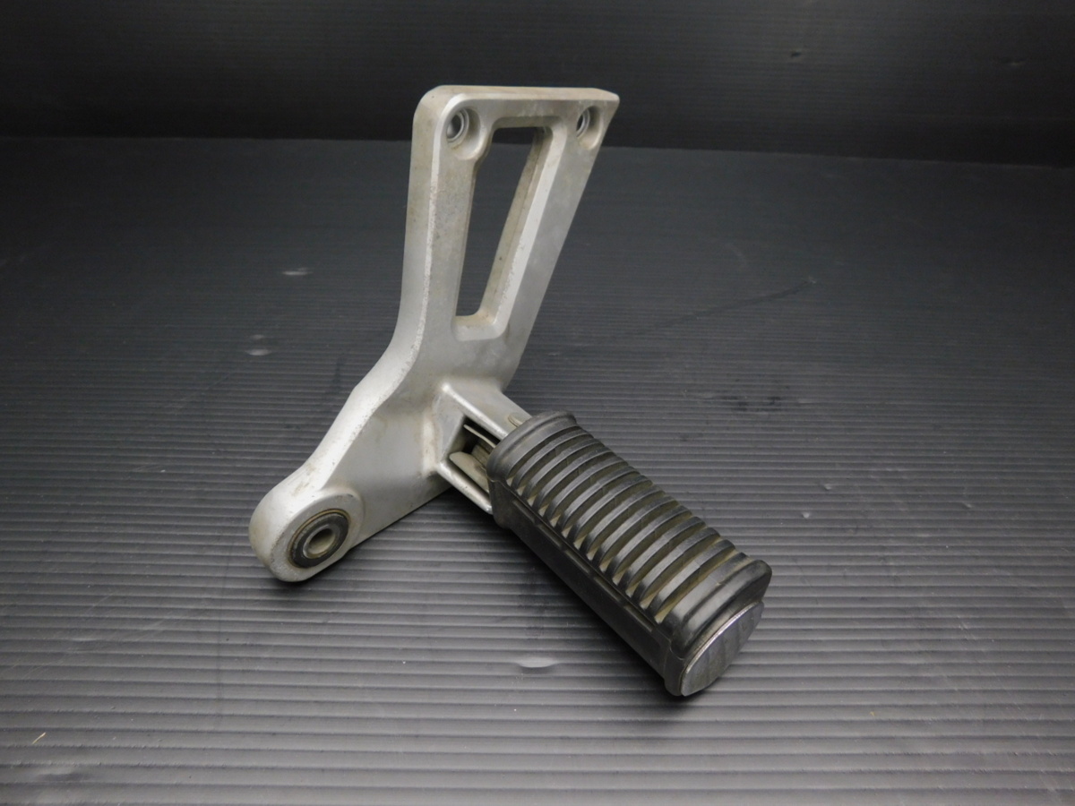 60 稀少★良好 GSX1100F GV72A 純正 タンデム リア ステップ 右拍卖