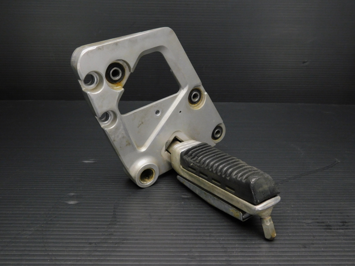 80 稀少★良好 GSX1100F GV72A 純正 メイン ステップ 右拍卖