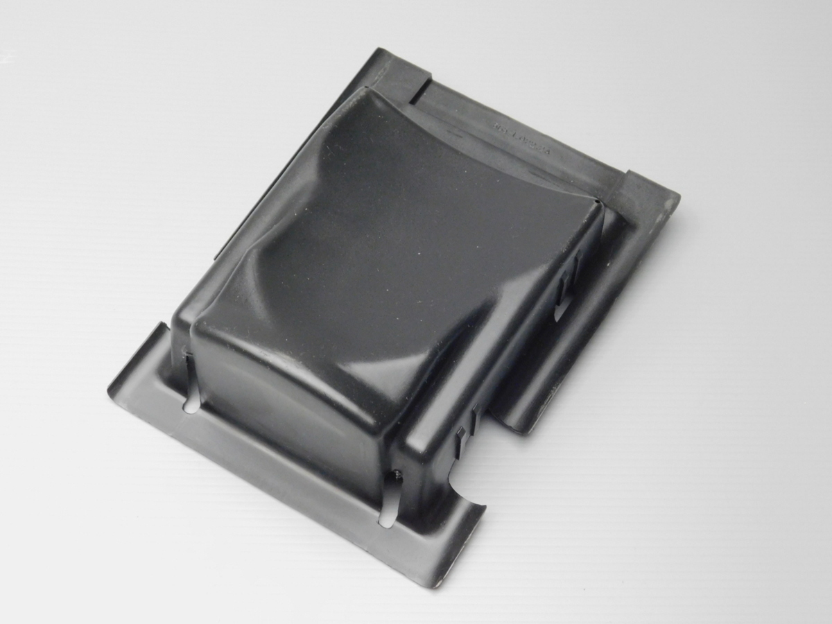 60 良好☆ ドゥカティ ST4 純正 リア フェンダー & ツール ボックス ケース 565.1.022.2A拍卖