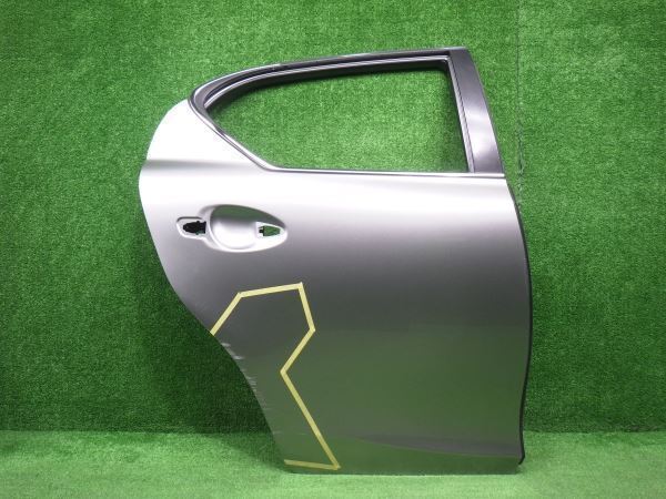 JN14136 レクサス CT200h ZWA10 右リヤドア パネル拍卖