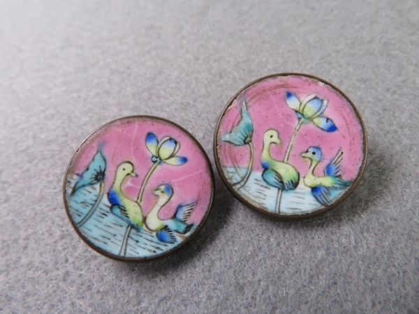 【2989】堤物 腰堤 コレクション引取 明治時代 蓮に水鳥 七宝カフス (初品・買取品)拍卖