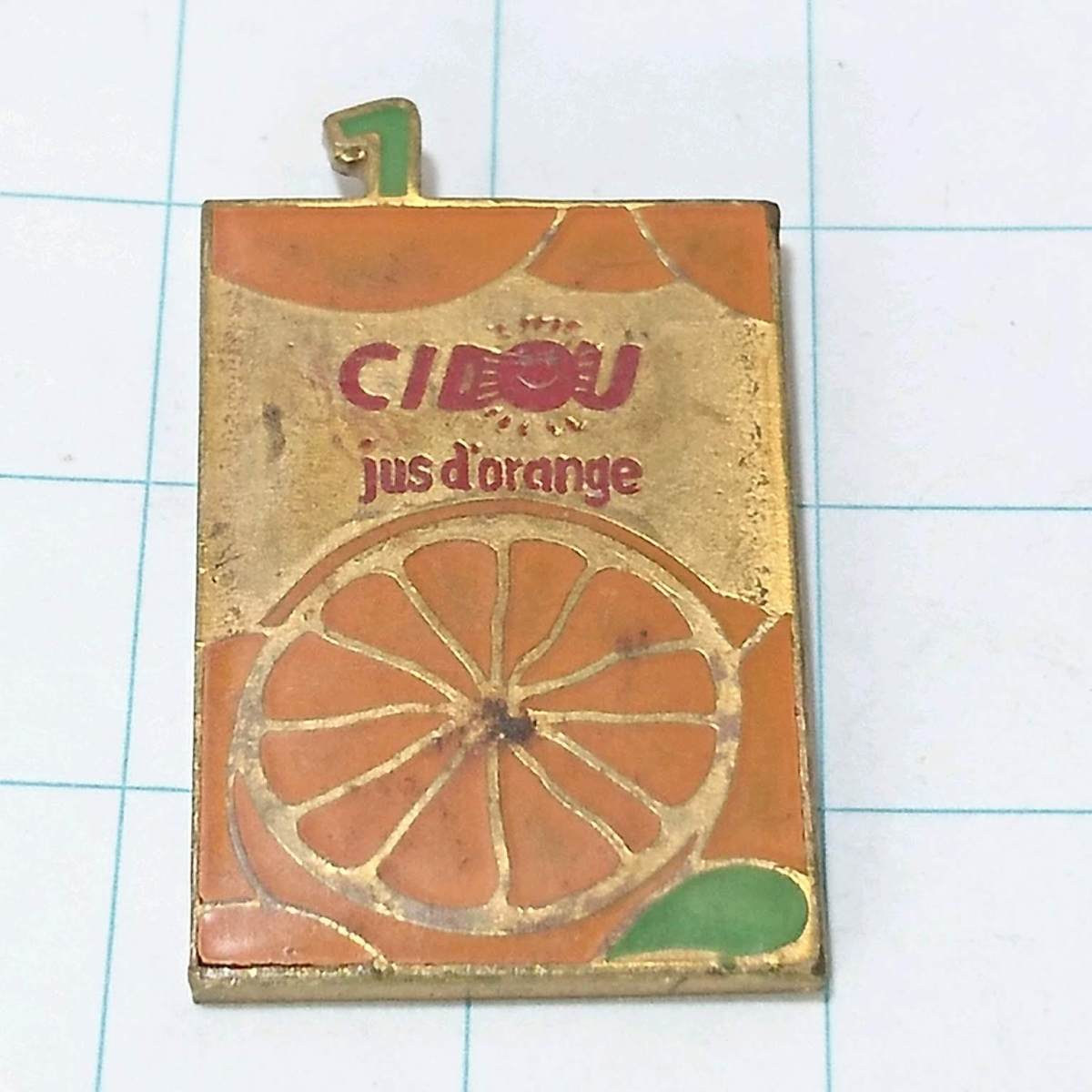 送料無料)オレンジジュース フランス輸入 アンティーク ピンバッジ PINS ピンズ A09112拍卖