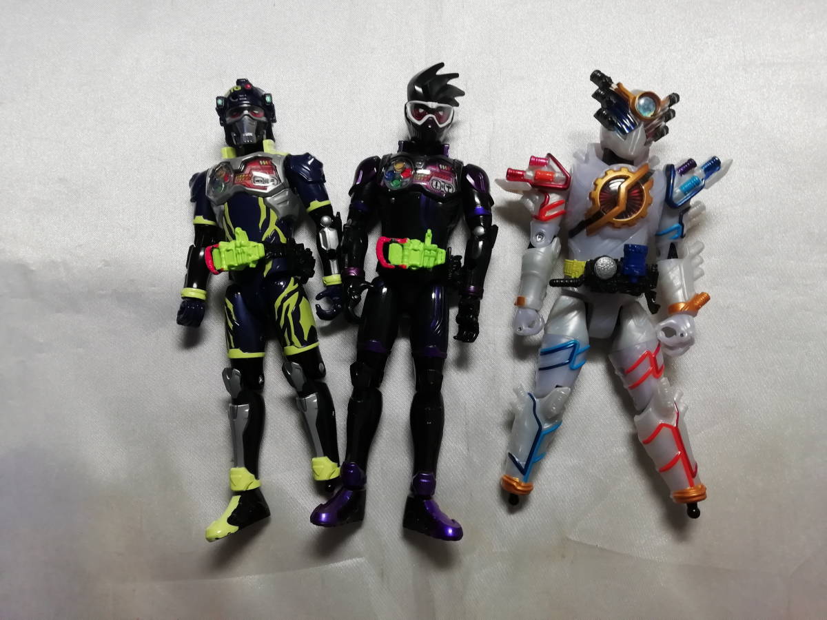 ジャンク品/欠品有り LVUR04 仮面ライダーゲンム/LVUR03 仮面ライダースナイプ/BCR13 仮面ライダービルド 3個セット拍卖