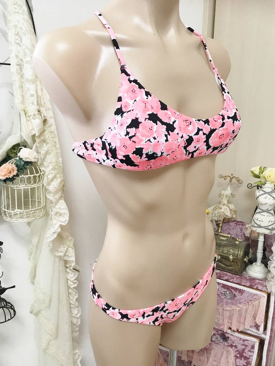 ●レディス水着 USA S●ボルコム【VOLCOM】ソフト三角ビキニ/PRETTY WILD CROP 定価:13,000+税拍卖