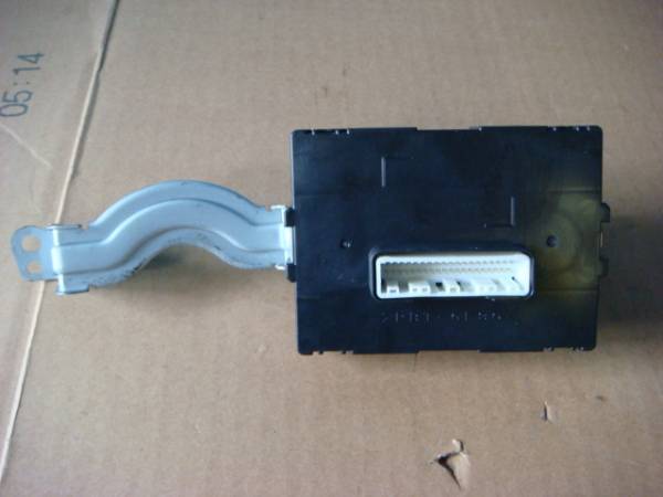 【2145】平成22年式 スイフト ZC72S ミッションコンピューター 39530-71L00拍卖