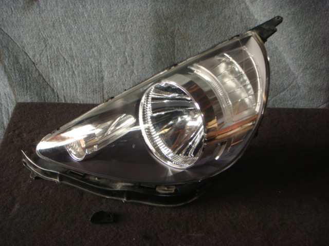 【2264】フィット 平成19年式 DBA-GD1 左ヘッドランプ 左ヘッドライト ハロゲン コイト P4944 33151-SAA-J71拍卖