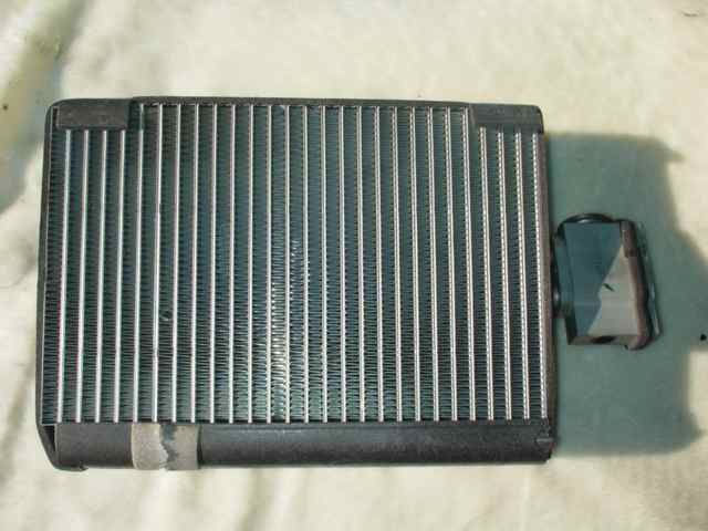 【1866】平成12年式 セレナ ライダー GF-PC24 エバポレーター 5037141380拍卖