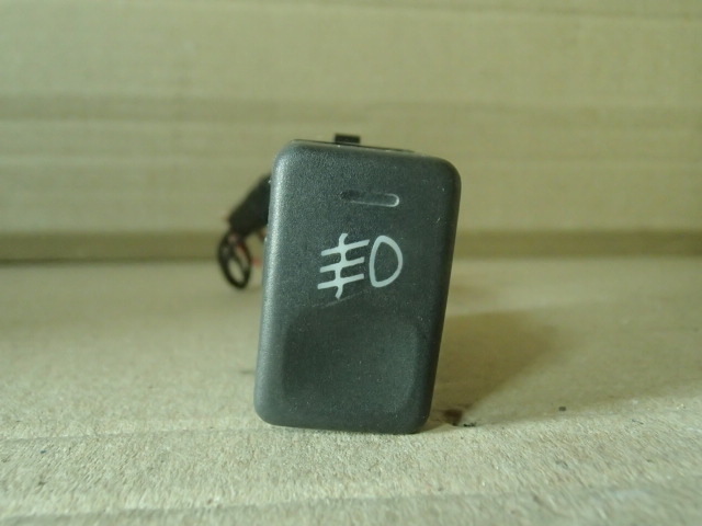 Y【2559】レンジローバー 平成10年 1998年 E-LP42D フォグスイッチ フォグランプスイッチ 20 棚Y9拍卖