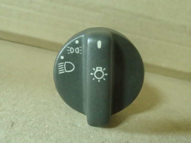 Y【2559】レンジローバー 平成10年 1998年 E-LP42D ヘッドライトスイッチ 16 棚Y9拍卖