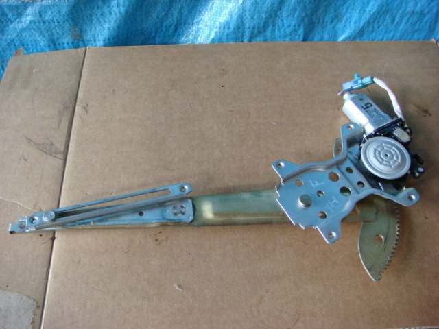 【2113】平成13年式 キャミ GF-J102E レギュレーターモーター 左フロント 左前 85720-87401 052100-8641拍卖