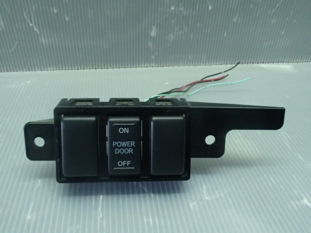 Y【2614】2013年式 セレナ C26 POWER DOOR ON OFF スイッチ パワードアースイッチ 棚Y2 拍卖