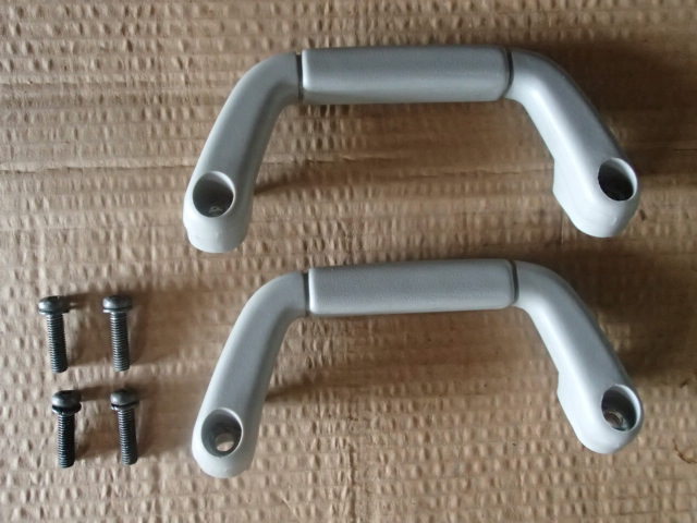 Y【2570】平成21年式 ハイゼット トラック EBD-S211P アシストバー 取っ手 棚Y18拍卖